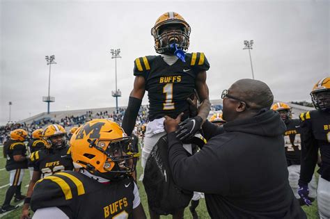 Friday's statewide Texas high school football playoff scores