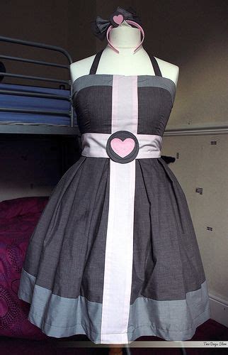 Companion Cube Dress - Front | Companion cube, Doctor who outfits, Dress