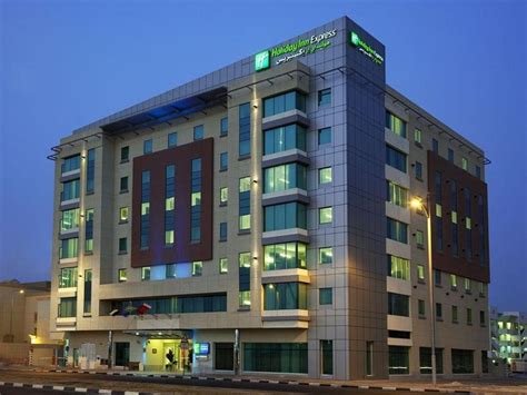 Best Price on Holiday Inn Express Dubai, Jumeirah in Dubai + Reviews!