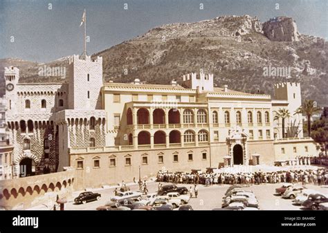 geography/travel, Monaco, Monte Carlo, palace, exterior view, 1950s Stock Photo: 19891968 - Alamy