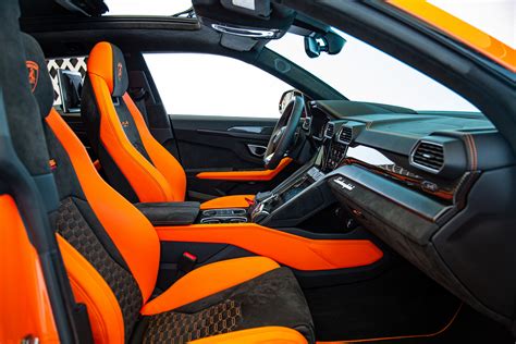 Used 2021 Orange Lamborghini Urus Pearl Capsule For Sale in Dubai, UAE