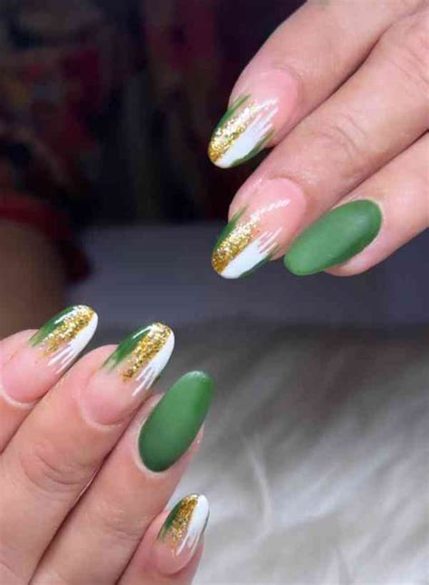 Go For Gold: 55 Green And Gold Nail Designs to Elevate Your Manicure Game