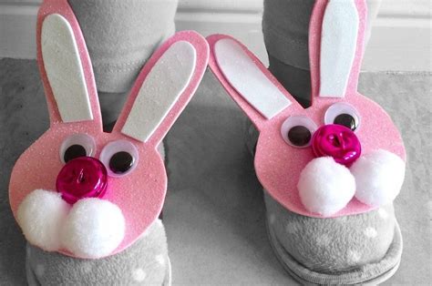 Hoppity Hop Rabbit Feet - Easy & Adorable Easter Craft - Paging Fun Mums