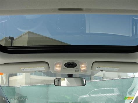 2011 Toyota Prius Hybrid III Sunroof Photo #46537368 | GTCarLot.com