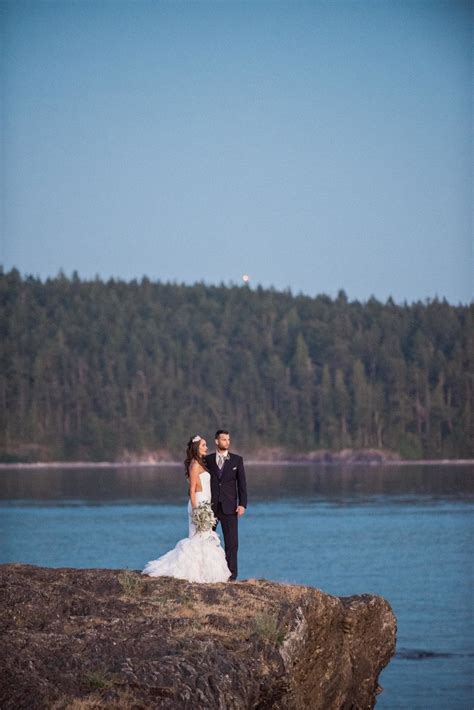 Waterfront Weddings in the Seattle Area