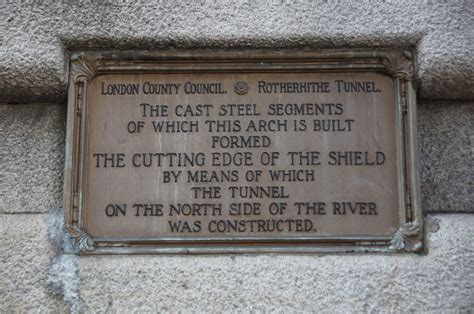 Rotherhithe Tunnel (Tower Hamlets/Southwark, 1908) | Structurae