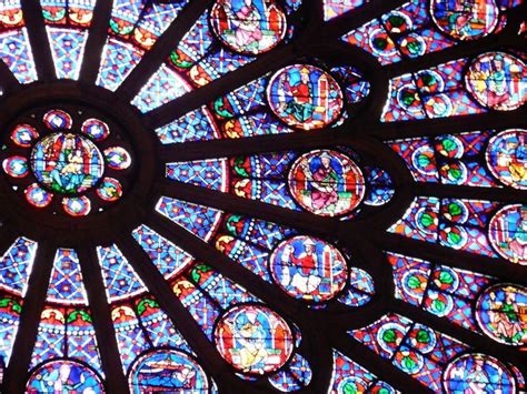 Rose window of Notre Dame Cathedral | Rose window, Paris drawing, Notre ...