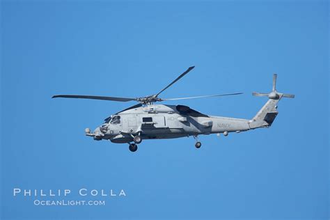 Photo of United States Navy helicopter in flight. :: Image #20344 :: Natural History Photography