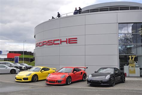 Porsche Experience Centre Driving at Silverstone Classic | Porsche Club ...