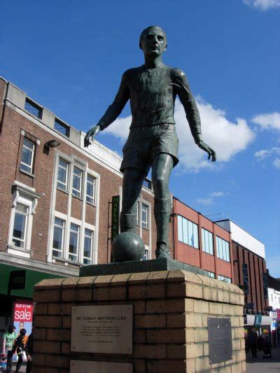 The Sporting Statues Project: Sir Stanley Matthews: Town Road Shopping ...