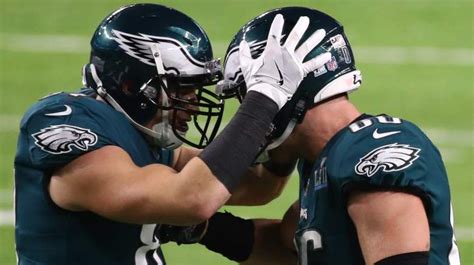 Eagles Coach Comments on Zach Ertz: 'Let's Just Be Honest'