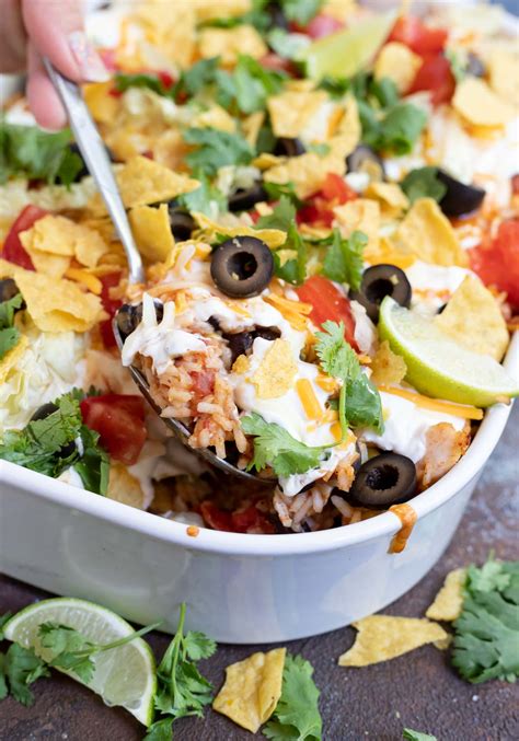 30 MINUTE EASY CHICKEN TACO CASSEROLE! + WonkyWonderful