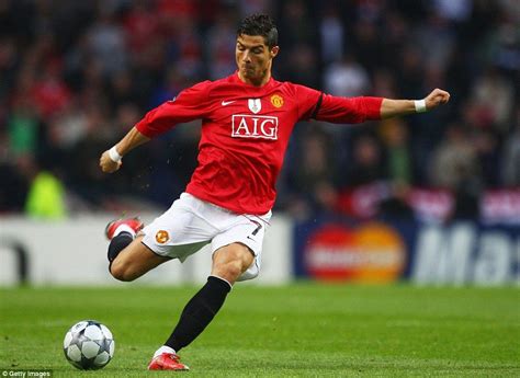 Ronaldo scores a stunning long-range goal for Manchester United against Porto in the Champ... in ...