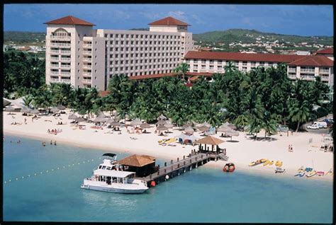 The Hyatt Regency Aruba – EtravelTrips.com