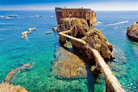 Berlengas Portugal: Como chegar, o que fazer + GUIA [2022]