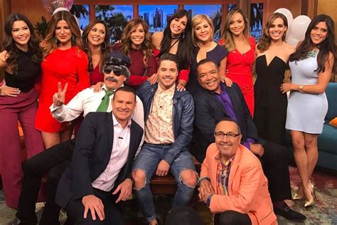 'Despierta América' celebra veinte años con elenco original y de la competencia - Hoy