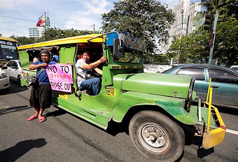 Jeepney phaseout begins January 2018 | Philstar.com