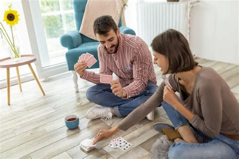 10 JUEGOS de CARTAS para DOS personas - ¡Muy divertidos!