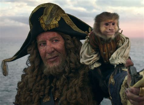 Pirates of the Caribbean 5: Geoffrey Rush on the Barbossa Twist | Collider