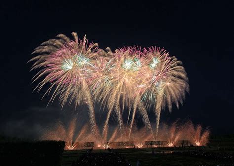 Photo Gallery - Fireworks Displays - Britannia Fireworks