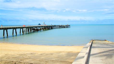 𝗧𝗢𝗣 𝟭𝟬 Cairns Beaches 𝗛𝗼𝘁𝗲𝗹𝘀 𝘄𝗶𝘁𝗵 𝗦𝗺𝗼𝗸𝗶𝗻𝗴 𝗥𝗼𝗼𝗺𝘀 in 2020 | Expedia Malaysia