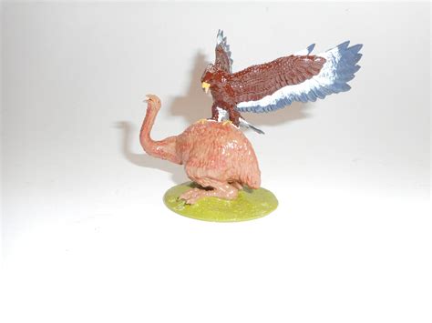 NZ26: Haast’s Eagle and Moa | Regal Toy Soldiers