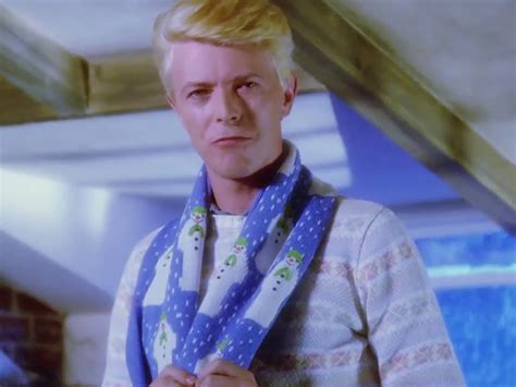 David Bowie, la storia della sciarpa di “The Snowman” ritrovata dal figlio