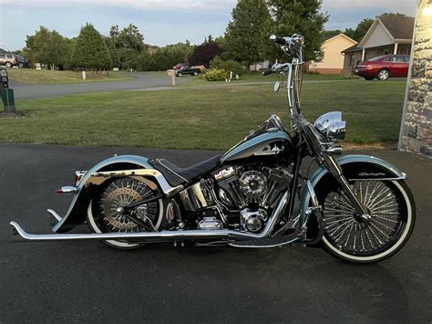 Pin by Bikes Bikes on Cholo Vicla Softail | Custom motorcycles harley, Custom motorcycles ...