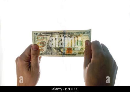 Watermark on new hundred dollar bill Stock Photo - Alamy