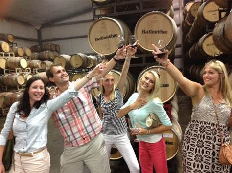 Sonoma County Wine Tours | Platypus Wine Tours