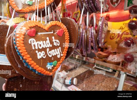 Traditional German Lebkuchen for sale in the Gay market, Cologne Stock Photo: 65721346 - Alamy