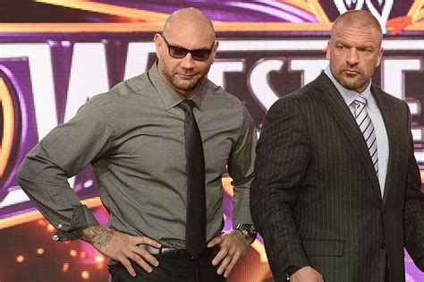 Video: Triple H vs. Batista Set for WWE WrestleMania 35 in No Holds ...