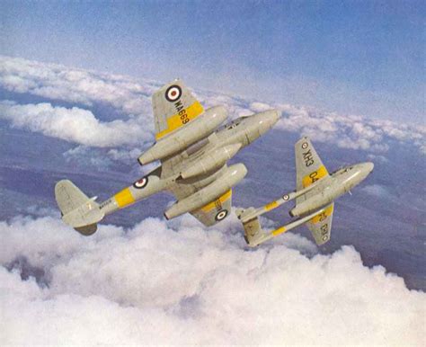 De Havilland DH 100 Vampire – British jet fighter warplanes.