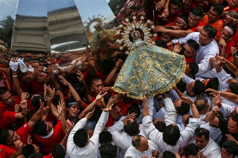 LOOK: Thousands join fluvial procession in Naga | ABS-CBN News