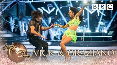 Vick Hope & Graziano Di Prima dance the Jive to Feel It Still - BBC ...