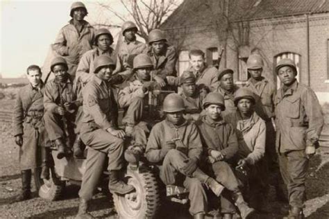 Soldiers from 761st Tank Battalion in training at Camp Claiborne