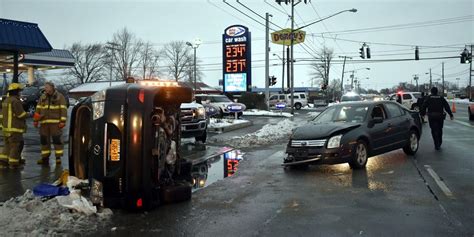 Falls police investigating rollover accident on Niagara Falls Boulevard | Local News | niagara ...