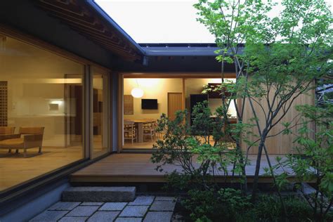 House of Nagahama / Takashi Okuno & Associates | ArchDaily