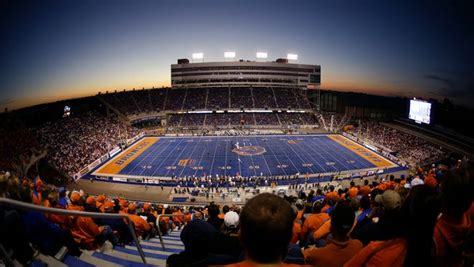 Boise State's blue turf, explained