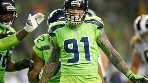 11 best photos of the Seattle Seahawks’ color rush uniforms