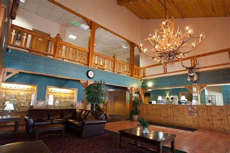 Summit Inn Snoqualmie Pass | Bookonline.com