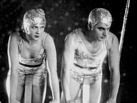 ‎Trapeze (1931) directed by E.A. Dupont • Reviews, film + cast • Letterboxd