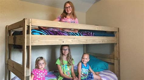 Gardner couple joins group that makes beds for kids | Kansas City Star