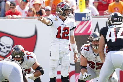 Bill Polian Blames Bucs' Offensive Line - JoeBucsFan.com - Tampa Bay Bucs Blog, Buccaneers News