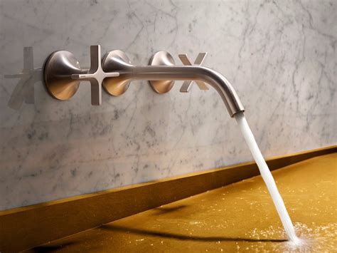 18 Modern Wall Mount Faucets to Give Your Bathroom The Wow Factor - Decor Tango