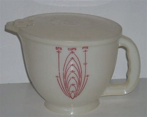 Vintage Tupperware Mix-N-Stor Batter Bowl with Lid | Etsy | Vintage tupperware, Batter bowl ...