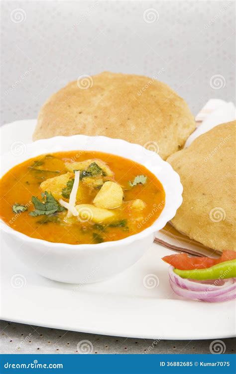 Aloo Puri with Aachar stock image. Image of puri, curry - 36882685