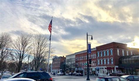 Downtown Amherst, Massachusetts. Paul Chandler January 2019. | Downtown ...