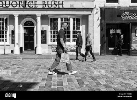 pontefract market day Stock Photo - Alamy