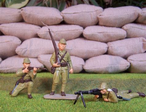 WWII Plastic Toy Soldiers: Introducing the Japanese Infantry